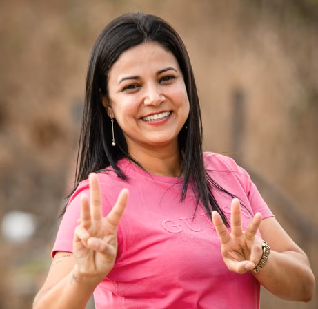 Viviane Carvalho - 7010